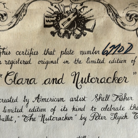 Beautiful vintage fine china plate of “Clara & Nut Cracker! - Picture 5 of 10